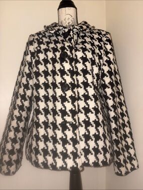 Briggs New York Black and White Houndstooth Pea Coat